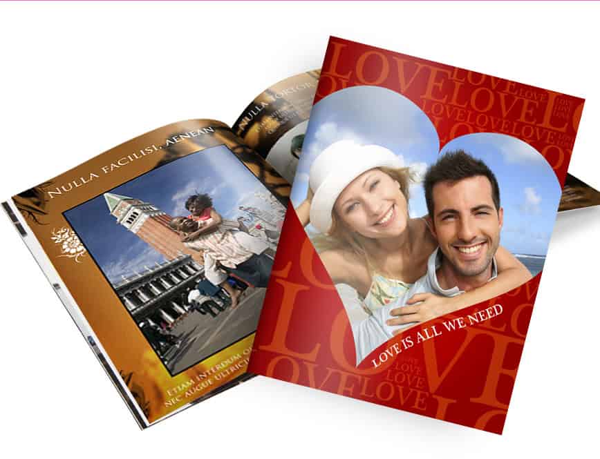 fotozine2 Reflexo de amor: cartaz de casal sorridente com tema romântico, ideal para lembranças e presentes de amor.