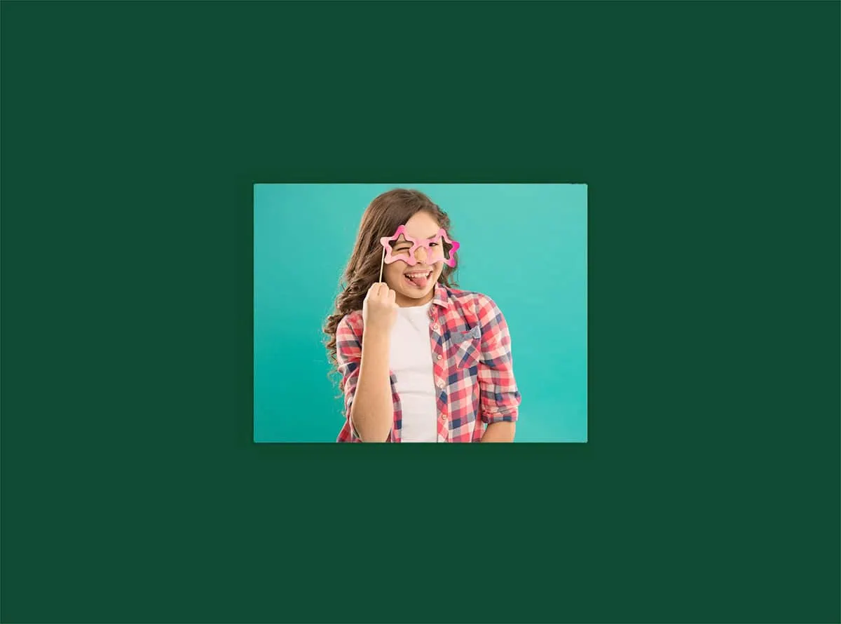 1. Óculos com armações de estrela rosa e roxa para meninas divertidas.